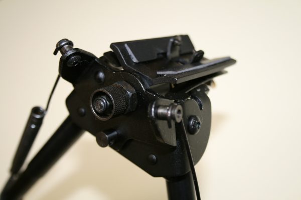 BIPIED Type Harris HAUT  Réglable de 13" à 23" – Image 2