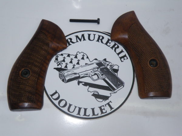 Plaquettes bois quadrillées revolver S&W carcasse J Round Butt