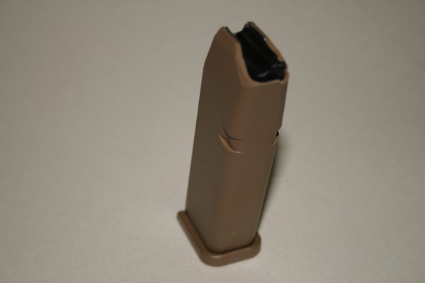 Chargeur Glock 17/19X.  17 coups FDE planchette noir