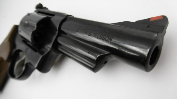Smith Wesson 29 canon 4" Cal 44 mag – Image 4