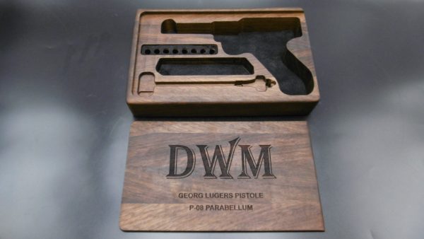 Coffret bois pour Pistolet P08  DWM