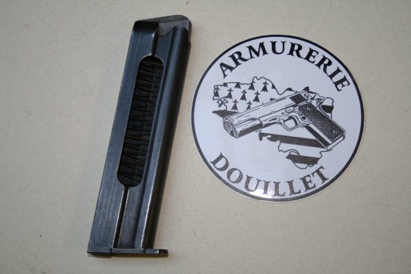 Chargeur d'occasion pour pistolet UNIQUE modèle D6 calibre 22LR