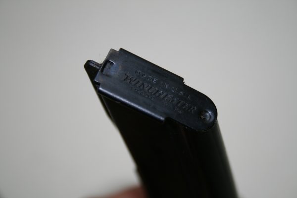 Chargeur 8 coups carabine Winchester modèle 77 calibre 22LR (occasion) – Image 2