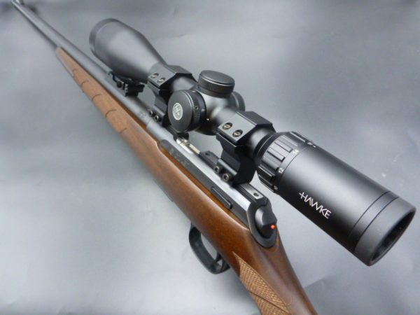 Kit CZ 457 luxe + Lunette HAWKE VANTAGE SF 4-16X44 Half mil dot + mallette de transport