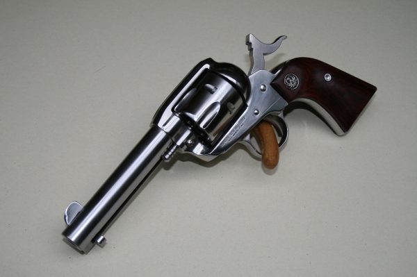 Ruger New Vaquero 4.6 pouces Cal. 357 mag inox – Image 6