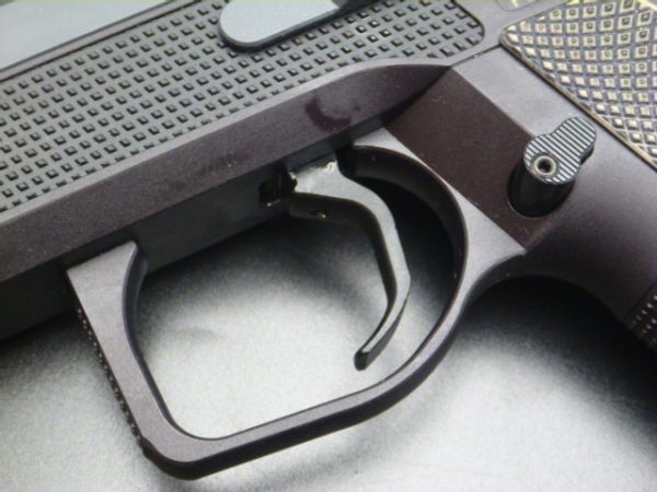 Pistolet PHOENIX Redback Ultralight Gen 2 SA/DA 9x19 – Image 5
