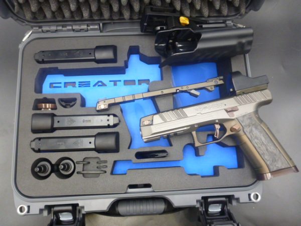 Pistolet LAUGO Arms ALIEN CREATOR  USA 500 Full Kit "  limited édition" N°132/500 – Image 13