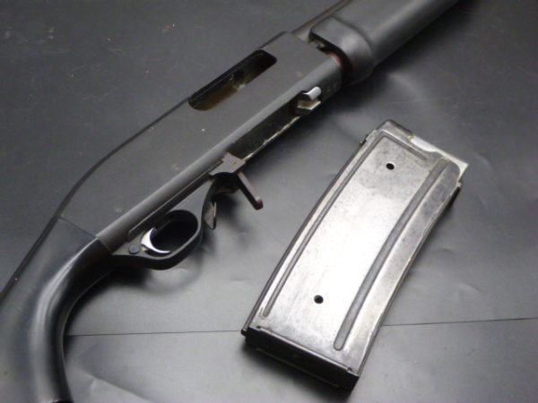 FUSIL A POMPE VALTRO - MOD. PM5M - CAL 12/76 - CHARGEUR 7 CPS (OCCASION) – Image 2