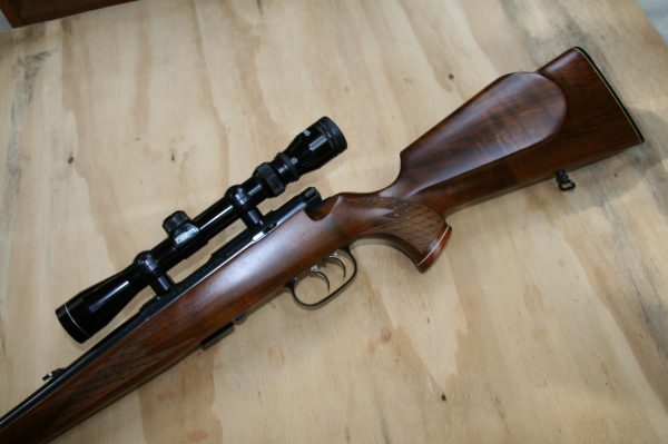 Carabine Anschutz modèle 1710 calibre 22LR avec lunette Tasco 3-9x40 (occasion) – Image 4