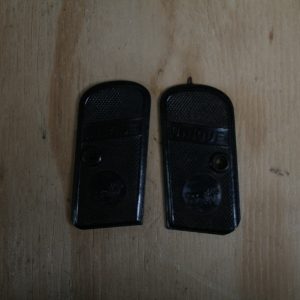 Plaquettes pour pistolet Unique R17