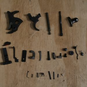 Lot de pièces Colt Trooper MK.V