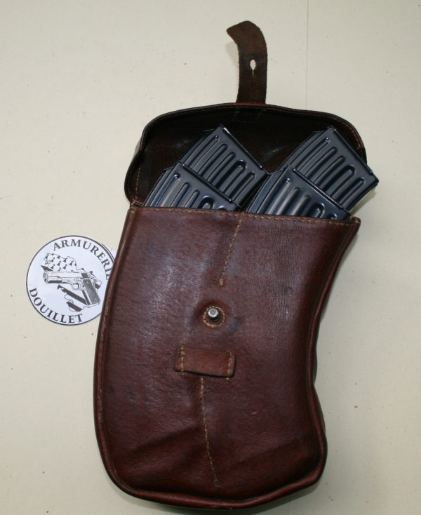 Pack 4 chargeurs VZ 58 calibre 7,62x39 avec sacoche cuir (occasion)