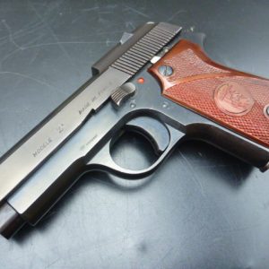 pistolet UNIQUE MOD " L" cal 7,65 mm